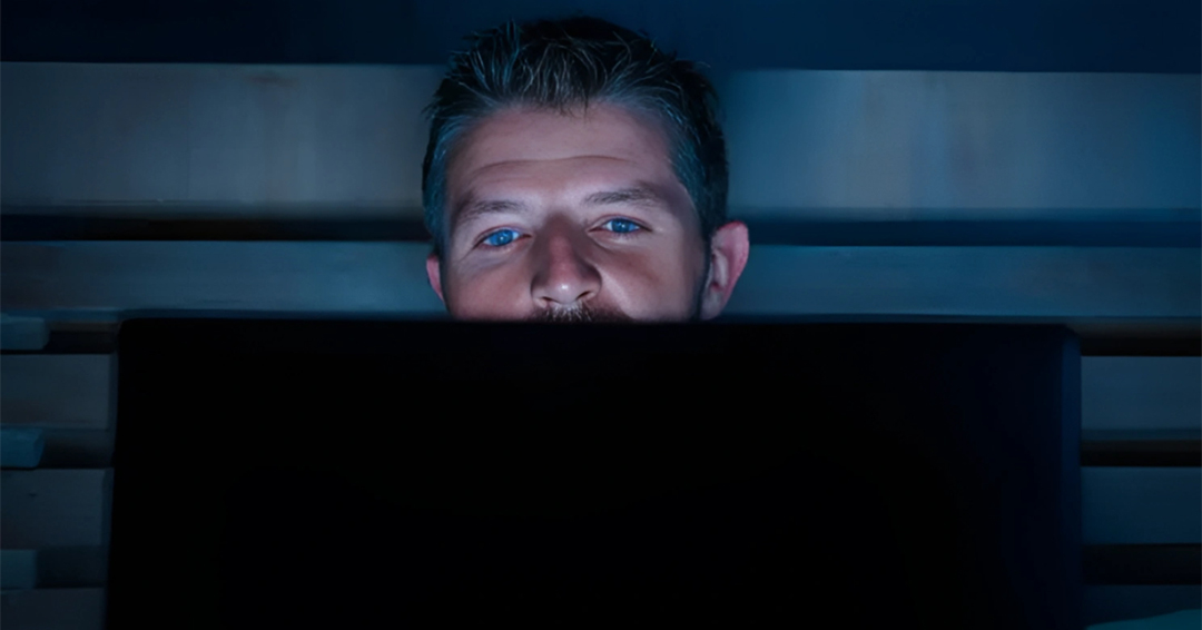 Pornographie et dépression : une étude suit 2 806 Américains pendant deux ans